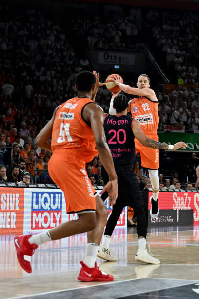 扰和判罚压 扰和判罚压