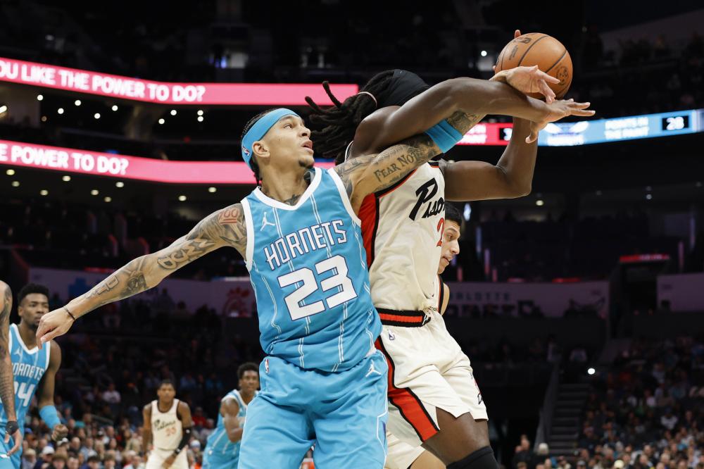 的阵容和严 的阵容和严